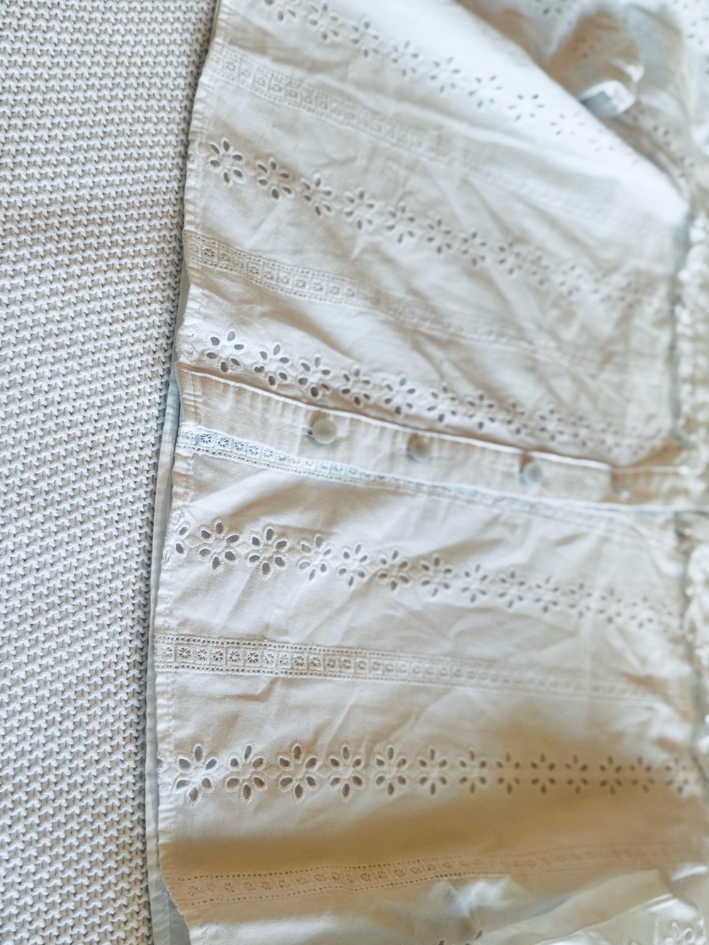 ZARA White Eyelet Lace Blouse w Ruffle Trim Feminine Womens Top - Picture 7 of 14